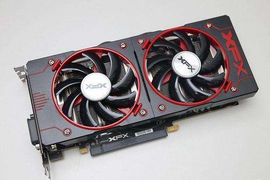 平面广告设计与工厂文员 职业选择与薪酬前景分析